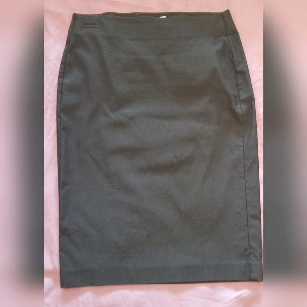 Elle Black Pencil Skirt